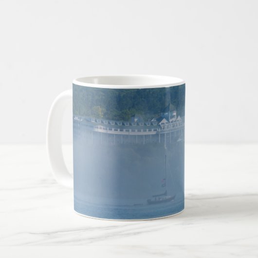 Grand Hotel durch die Nebelkaffee-Tasse Kaffeetasse (Vorderseite Links)