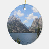 Grand Teton Mountains und Jenny Lake Keramik Ornament (Links)