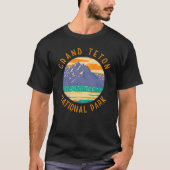 Grand Teton Nationalpark im Frühjahr erschüttert T-Shirt (Vorderseite)