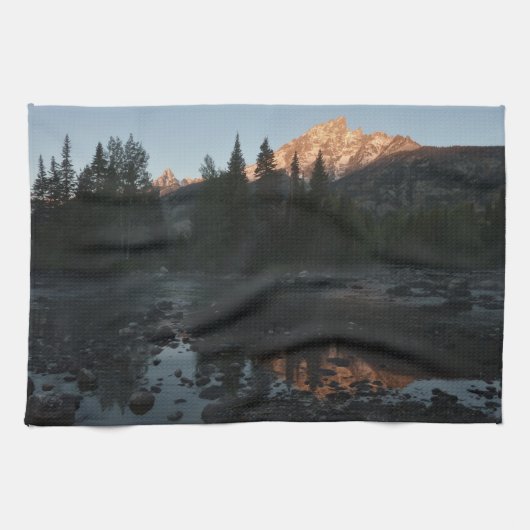 Grand Teton Sunrise at Cottonwood Creek Geschirrtuch (Horizontal)