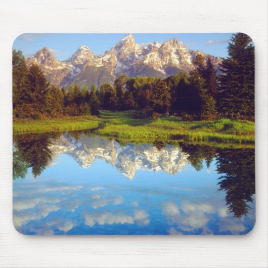 Grand Tetons, die im Fluss Snake reflektieren Mousepad (Vorne)