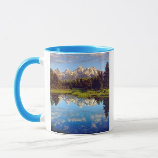 Grand Tetons, die im Fluss Snake reflektieren Tasse (Links)