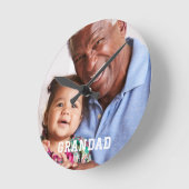 Grandad Established Modern White Bold Photo Runde Wanduhr (Winkel)