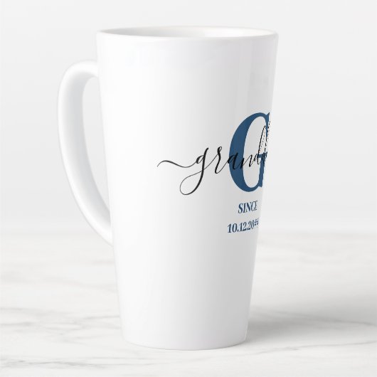 Granddad Elegant Script Monogram Blue Milchtasse (Linke Ecke)