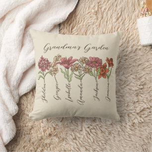 Grandkids Name Floral Kissen