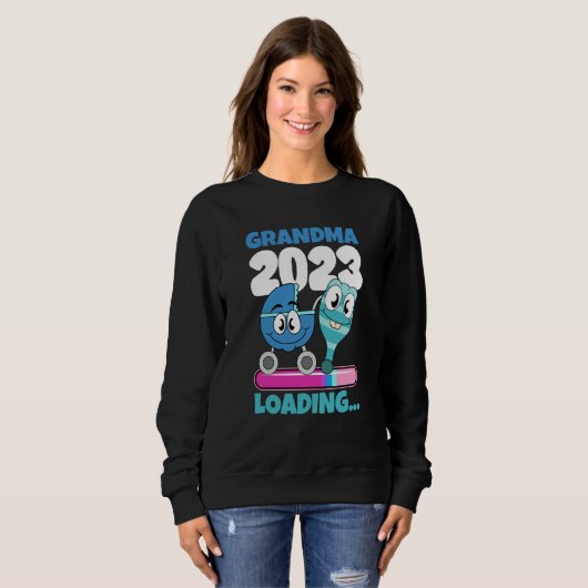 Grandma 2023 Loading 2 Sweatshirt (Vorne ganz)