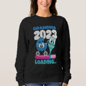 Grandma 2023 Loading 2 Sweatshirt (Vorderseite)