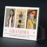 GRANDMA Entenkinder NAME 3 Foto Rosa graues Herz Fotoplatte<br><div class="desc">Mit diesem phantastischen Design,  das DREI (3) Ihrer Lieblings-Fotos verwendet,  und GRANDMA erscheint ganz unten in zartem hellrosa Lettering mit kleinen grauen Herzen. Perfekte Geschenkidee,  um mit Ultraschall oder Sonogramm Bild eine Schwangerschaft anzukündigen! Weitere Farben verfügbar</div>