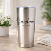 Grandma Est Modern Black Script Custom Date Thermobecher