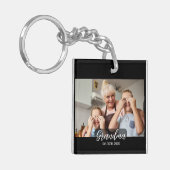 Grandma Est. White script photo Schlüsselanhänger (Vorderseite links)