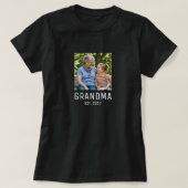 Grandma Established Photo Gift T-Shirt (Design vorne)