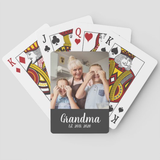 Grandma Established White Script Photo Spielkarten (Rückseite)