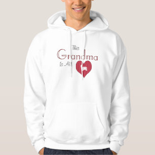 GRANDMA IST ALLES HERZGEHOOTE SWEATSHIRT