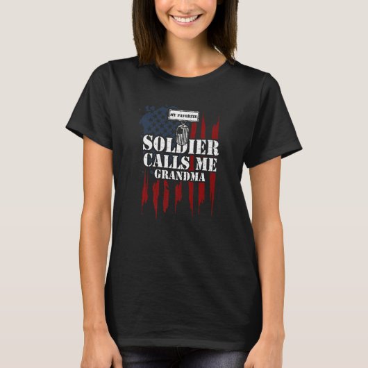 Grandma My Favorite Soldier Calls Me Grandma Vete T-Shirt (Vorderseite)
