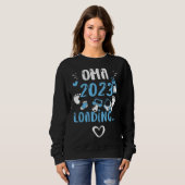 Grandma Oma 2023 Loading   Baby Boy Sayings Sweatshirt (Vorne ganz)