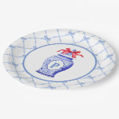 Grandmillennial Chinoiserie Ginger Jar Monogram Pappteller (Schrägansicht)