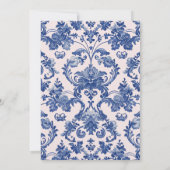 Grandmillennial Pink & Blue Damask Champagne Einladung (Rückseite)