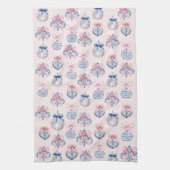 Grandmillennial Pink & Blue Weihnachtsschmuck Geschirrtuch (Vertikal)