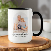 Grandpa Established 20XX Modern Simple Photo Tasse