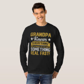 Grandpa Knows Everything 60th Father s Day T-Shirt (Vorne ganz)