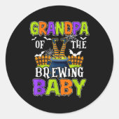 Grandpa Of The Brewing Baby Halloween Witch Baby F Runder Aufkleber (Vorderseite)