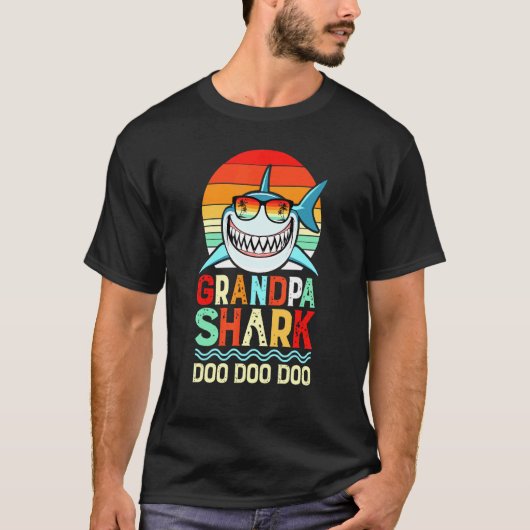 Grandpa Shark Doo Doo Doo T-Shirt (Vorderseite)