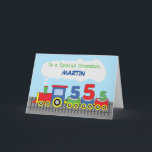 Grandson 5. Geburtstag farbenfroher Zug auf Schien Karte<br><div class="desc">Was für eine farbenfrohe Karte das ist. Und es hat auch eine Personalisierungsoption! Wow! Das ist vielleicht die beste Karte,  die Sie suchen,  um bald einem Enkel einen 5. Geburtstag zu feiern.</div>