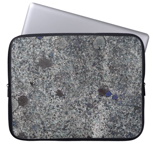 Granit-Felsen-Grau mit blauen Details Laptopschutzhülle (Vorderseite)