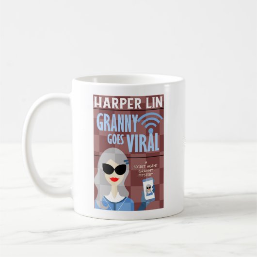 Granny Goes Viral von Harper Lin Tasse (Links)
