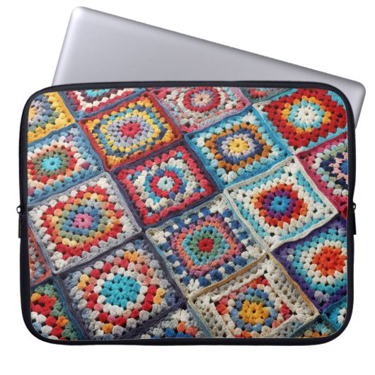 Granny Square Crocheted Quilt Laptopschutzhülle (Vorderseite)