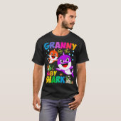 Granny vom Baby Shark Granny Shark T-Shirt (Vorne ganz)