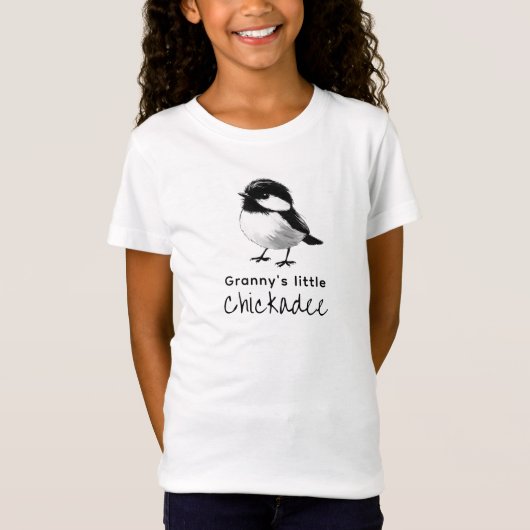 "Granny's Little Chickadee" - Niedlicher Kindervog T-Shirt (Vorderseite)