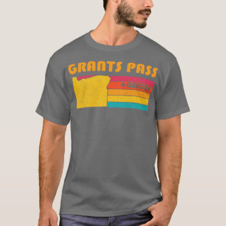 Grants Pass Oregon Vintag Distressed Souvenir T-Shirt