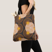 graphic floral tracery grid seamless pattern in go tasche (Von Nahem)