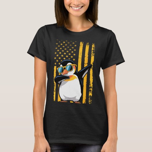 Graphic Penguin Retro American Flag Funny Penguin T-Shirt (Vorderseite)
