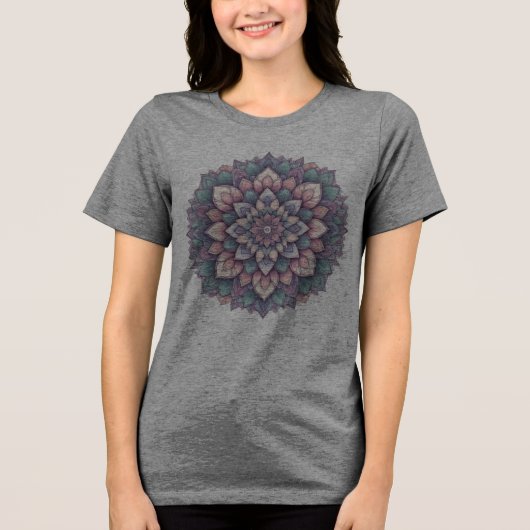 Graphic T - Shirt - Mandala Art Design (Vorderseite)