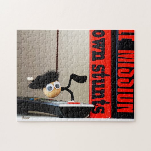 Grappige close up van 'Mission Impossible' Fubby Puzzle (Horizontal)