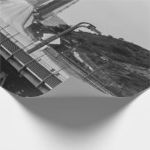 GRASCALE FOTOGRAFIE DER KABELBRÜCKE GESCHENKPAPIER (Ecke)