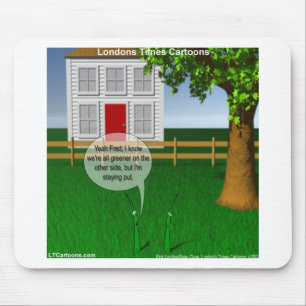 Grasgrüne auf der anderen Seite, sonnig Mousepad