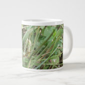 Grasshopper Camouflage Tasse (Vorderseite Rechts)
