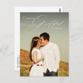 Gratea White Script Overlay Full Foto Holiday Postkarte (Vorne/Hinten)