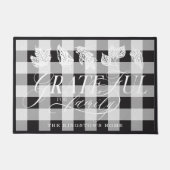 Grateful for Family Custom Name Leaves Black Plaid Fußmatte (Vorderseite)