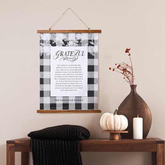 Grateful for Family Message Fall Foliage Plaid Wandteppich Mit Holzrahmen