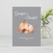 Grateful & Thankful Personalized Thanksgiving Feiertagskarte (Stehend Vorderseite)