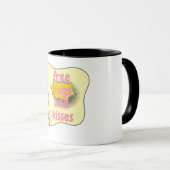 gratis Umarmungen und Küsse Tasse (VorderseiteRechts)
