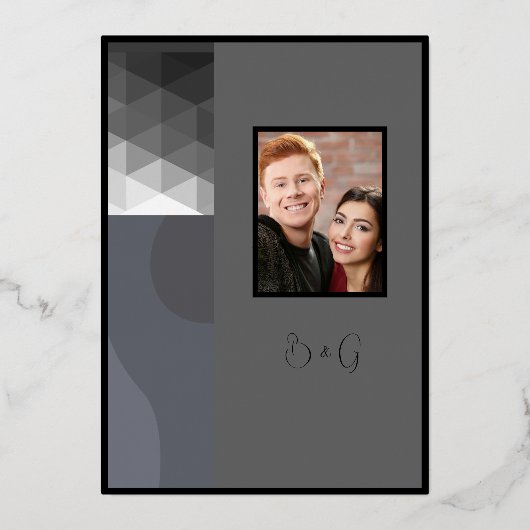 grau geometrische Hochzeitssafe das Datum Gold Folieneinladung (Rückseite)