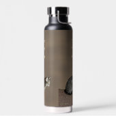 Grau getigerte Katze Trinkflasche (Links)