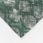 Grau, grüne imitierte Schlangenhaut. Fleecedecke (Ecke)