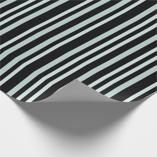 Grau-grüne Streifen auf schwarzen Streifen Geschenkpapier (Ecke)