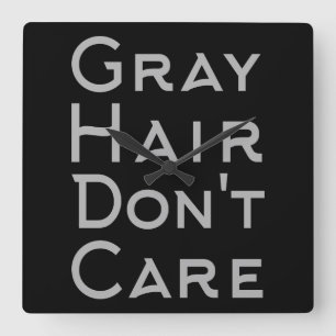 GRAU HAAR IST ES NICHT. QUADRATISCHE WANDUHR